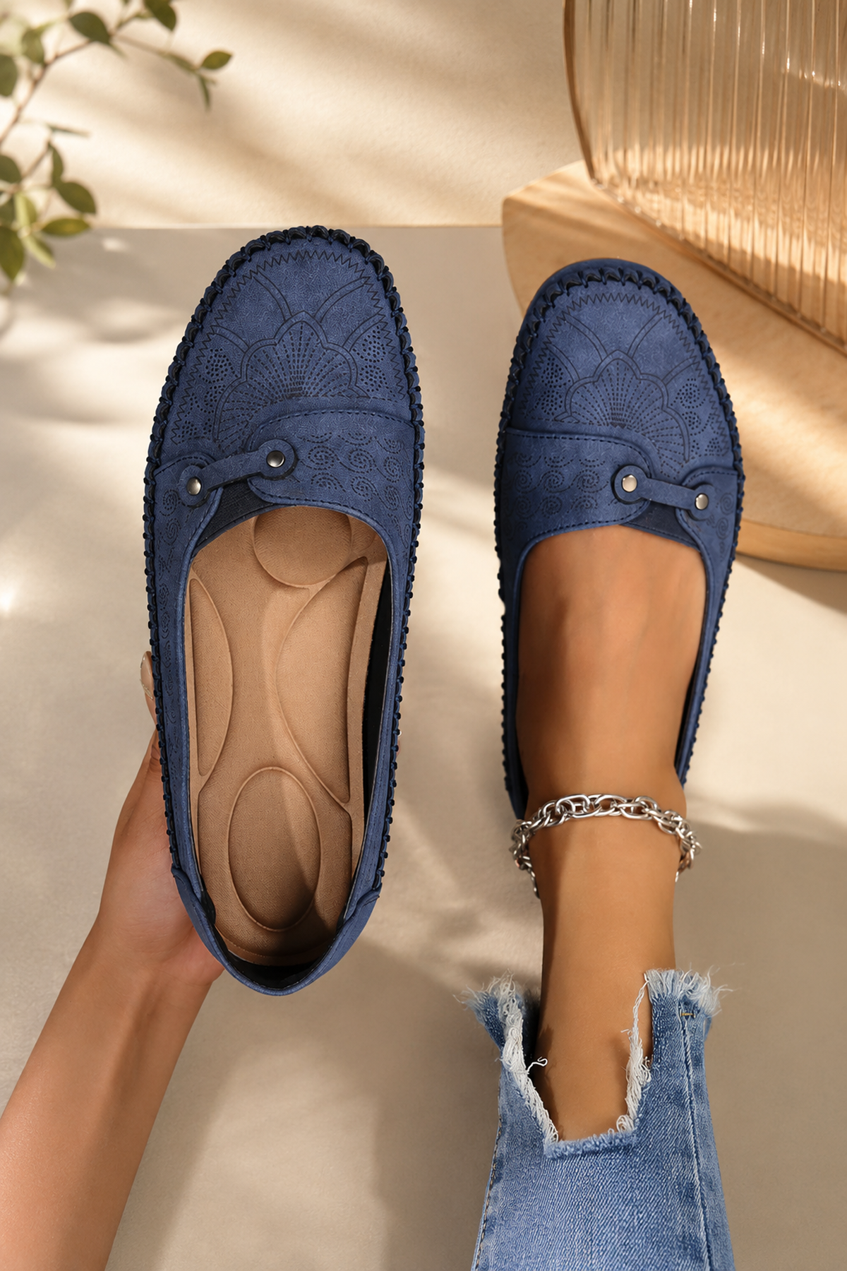 Womens Vintage Laser Stitched Flat Loafers