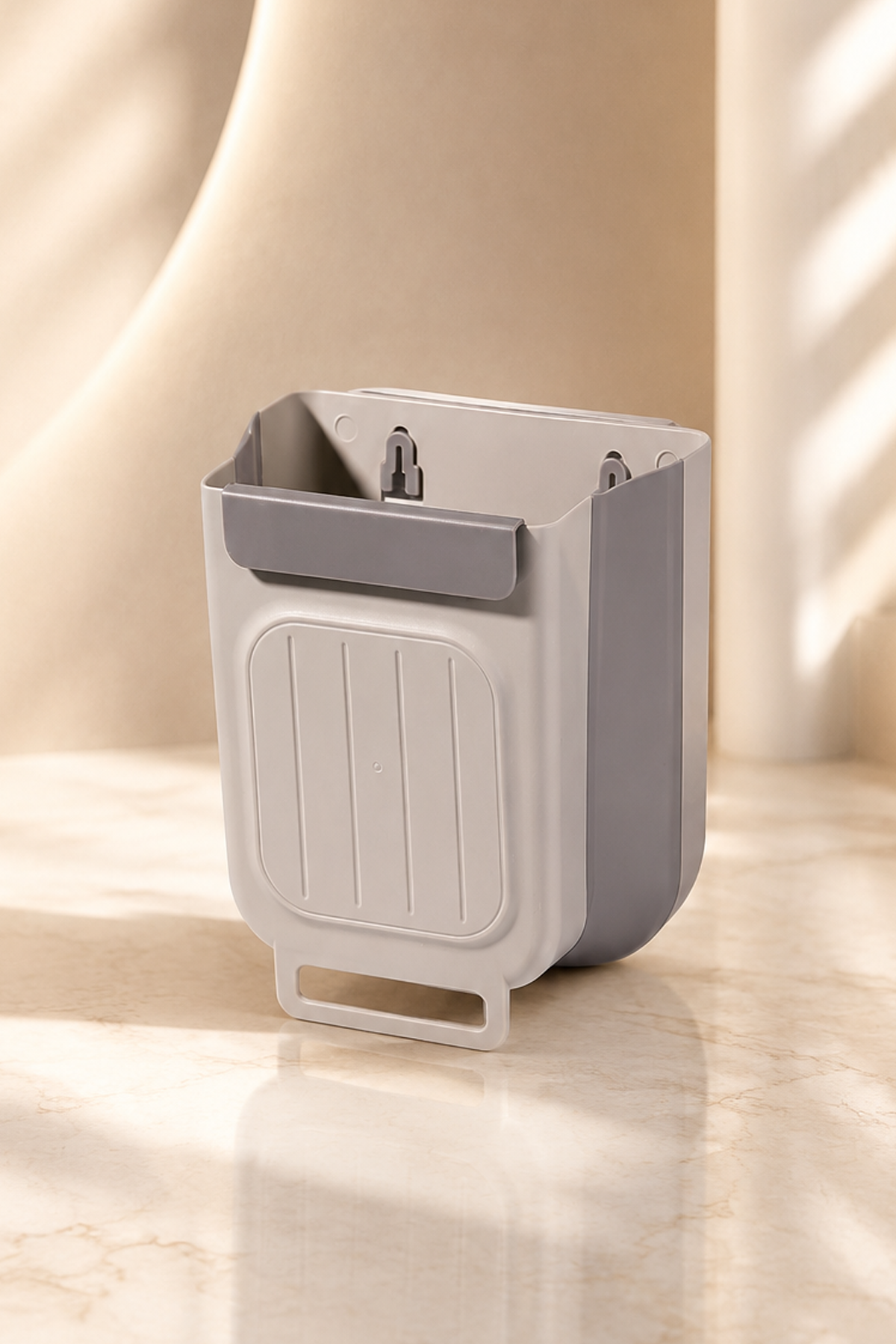 Foldable kitchen trash can