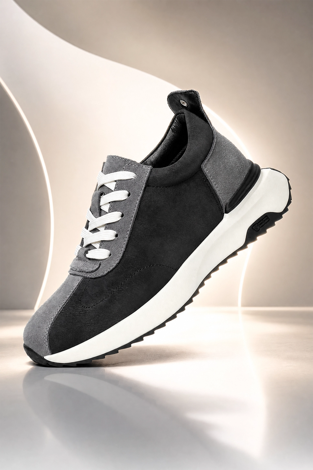 Mens Heightening Leather Sneakers Breathable Casual Shoes